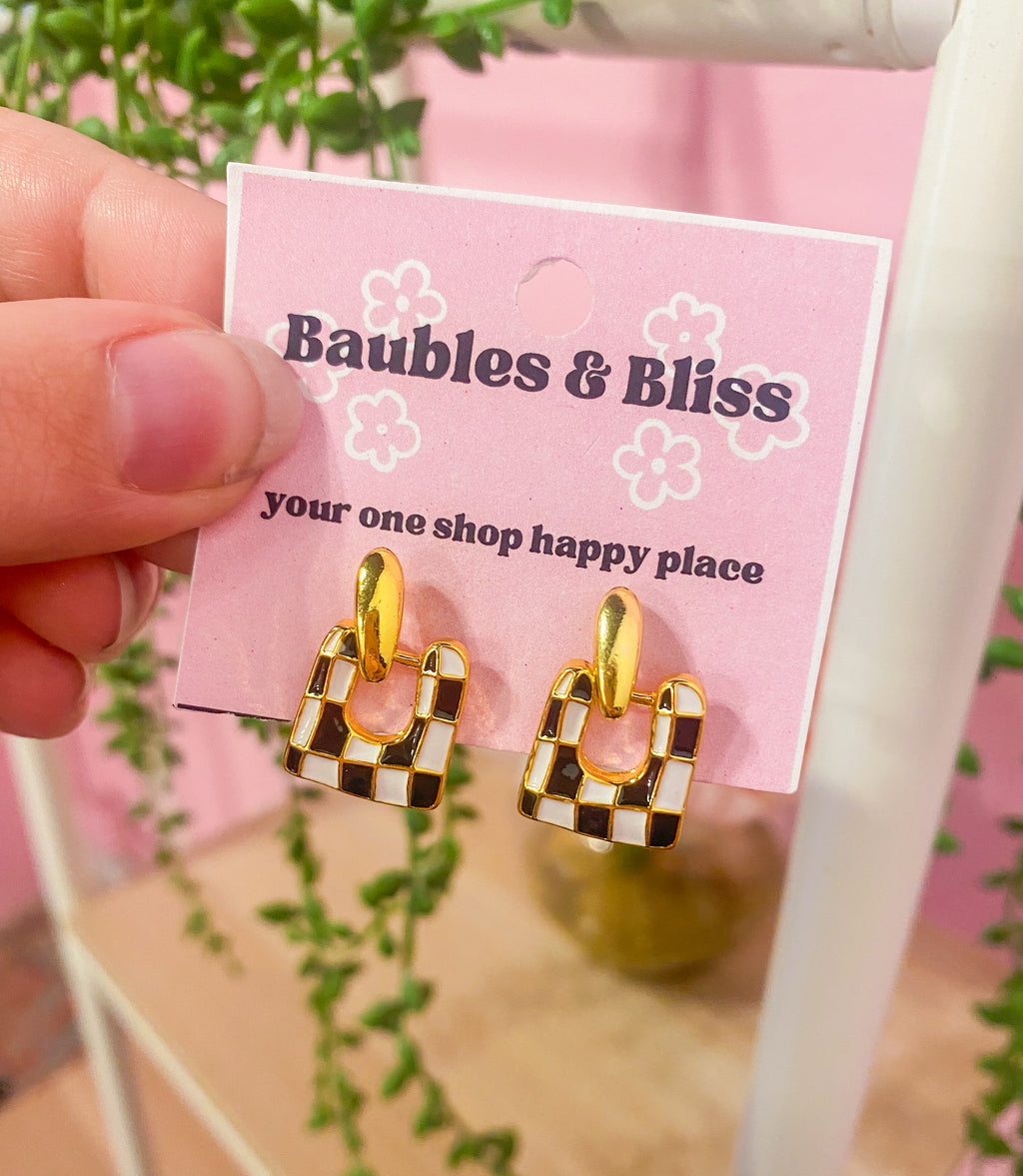 On Check Mini Square Earrings
