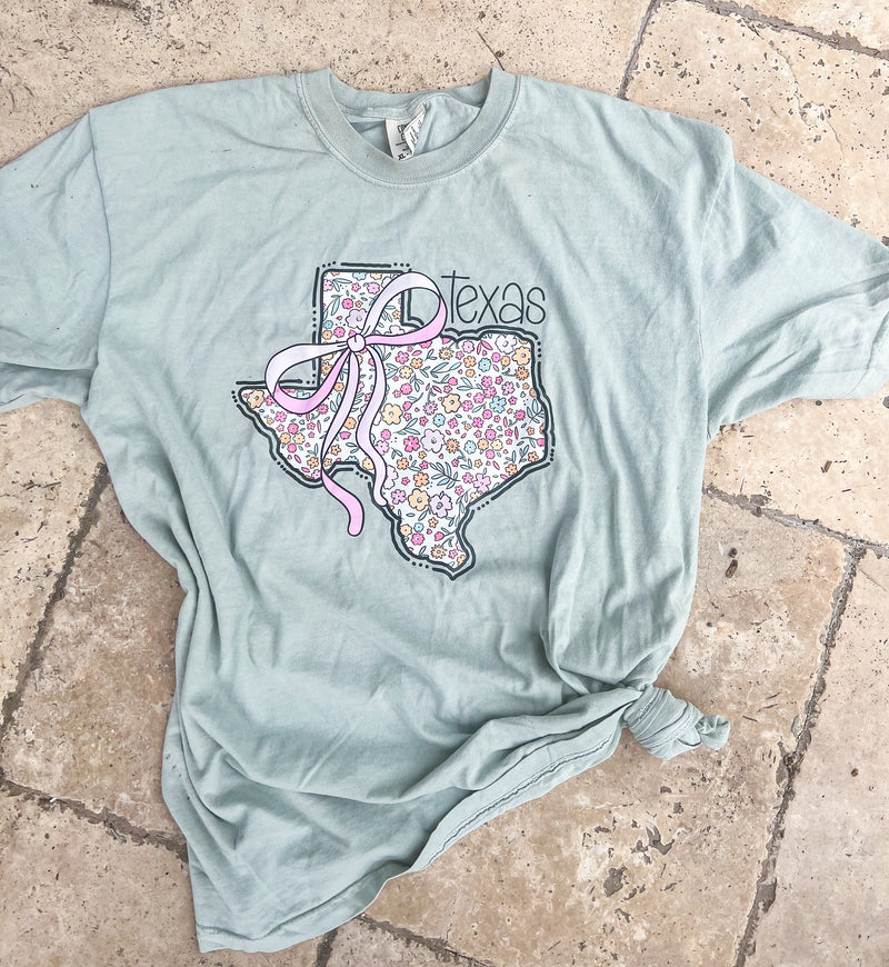 PREORDER Floral Texas Bow Sage Comfort Colors Tee